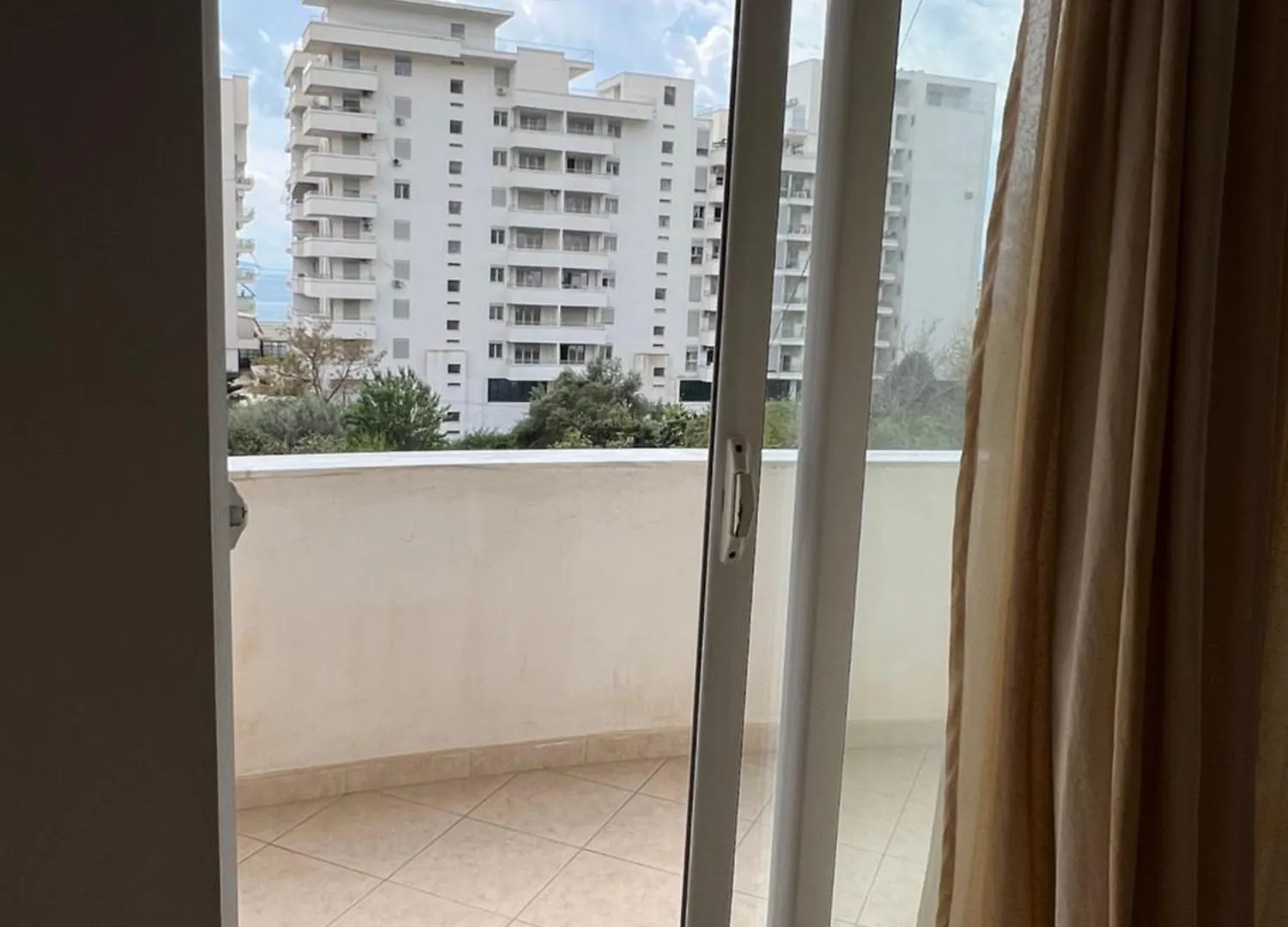 Xhelili Apartment Σαράντα 0*,