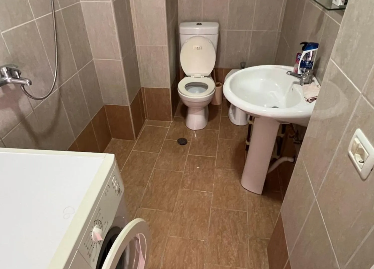 Xhelili Apartment Sarande Albania
